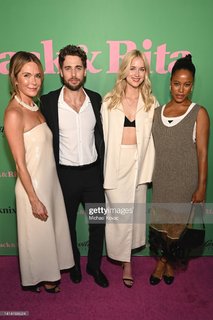 Elizabeth Lail feet photo thumbnail
