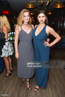 Elizabeth Lail feet photo 2