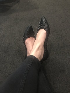 Elizabeth Lzzy Mae Hale feet photo thumbnail