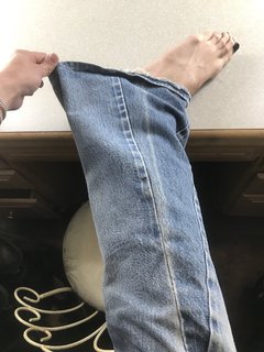 Elizabeth Lzzy Mae Hale feet photo thumbnail