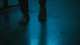 Elizabeth Lzzy Mae Hale feet photo thumbnail