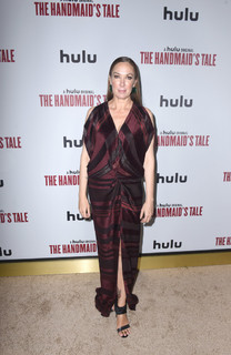 Elizabeth Marvel feet photo 1