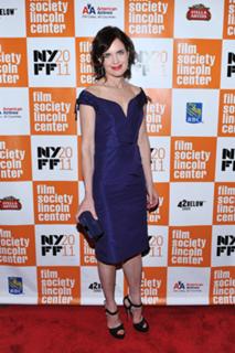 Elizabeth McGovern feet photo 6