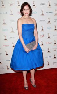Elizabeth McGovern feet photo 3