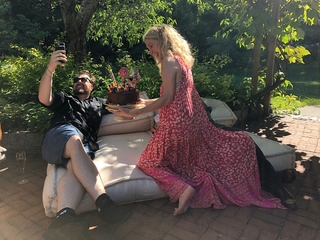 Elizabeth Mitchell feet photo thumbnail