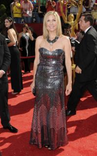 Elizabeth Mitchell feet photo thumbnail