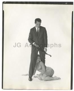 Elizabeth Montgomery feet photo thumbnail