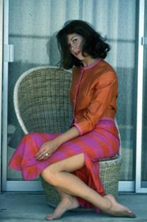 Elizabeth Montgomery feet photo thumbnail