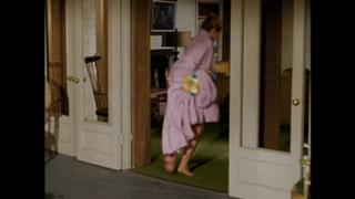 Elizabeth Montgomery feet photo thumbnail