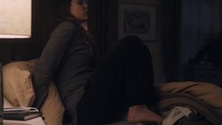 Elizabeth Olsen feet photo thumbnail