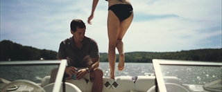 Elizabeth Olsen feet photo thumbnail