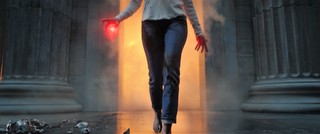 Elizabeth Olsen feet photo thumbnail
