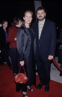 Elizabeth Perkins feet photo thumbnail