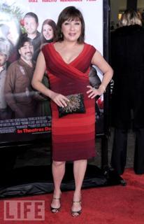 Elizabeth Peña feet photo 18