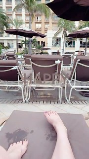 Elizabeth Potthast feet photo 5