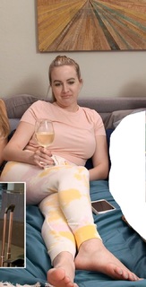 Elizabeth Potthast feet photo 4