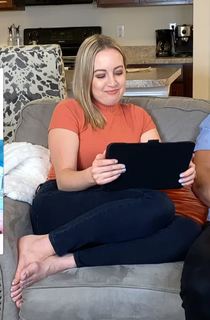 Elizabeth Potthast feet photo 18