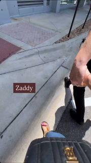 Elizabeth Potthast feet photo 13