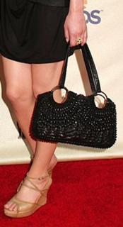 Elizabeth Reaser feet photo thumbnail
