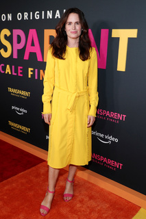 Elizabeth Reaser feet photo thumbnail