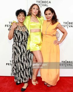 Elizabeth Rodriguez feet photo 2
