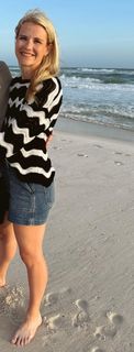 Elizabeth Smart feet photo 3