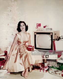 Elizabeth Taylor feet photo thumbnail