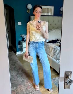 Elizabeth Tulloch feet photo thumbnail