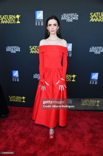 Elizabeth Tulloch feet photo 2