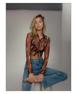 Elizabeth Turner feet photo 5