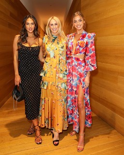 Elizabeth Turner feet photo 12