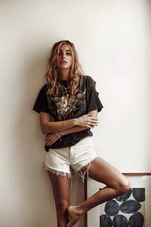 Elizabeth Turner feet photo 6