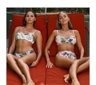 Elizabeth Turner feet photo 20