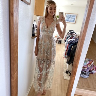 Elizabeth Turner feet photo 1