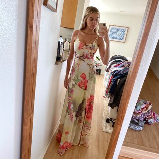 Elizabeth Turner feet photo 20
