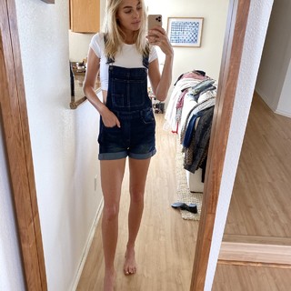 Elizabeth Turner feet photo 19