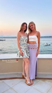 Elizabeth Turner feet photo 8