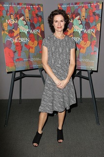 Elizabeth Vargas feet photo 19