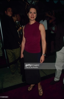 Elizabeth Vargas feet photo 7