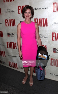 Elizabeth Vargas feet photo 18