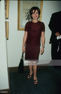 Elizabeth Vargas feet photo 12