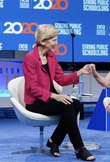 Elizabeth Warren feet photo 9