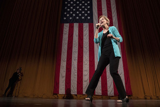 Elizabeth Warren feet photo 4