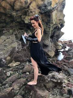 Elizabeth Zharoff feet photo 15