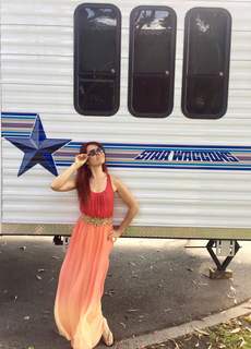 Elizabeth Zharoff feet photo 3