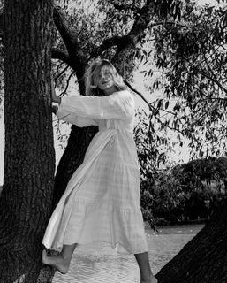 Elizaveta Kononova feet photo 3