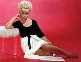 Elke Sommer feet photo thumbnail