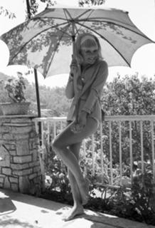 Elke Sommer feet photo thumbnail