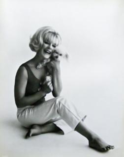 Elke Sommer feet photo thumbnail