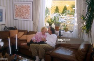 Elke Sommer feet photo thumbnail